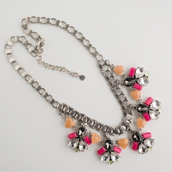 Stella & Dot Callie Statement Necklace Crystal Rhinestone Floral Silver Tone - Picture 8 of 15